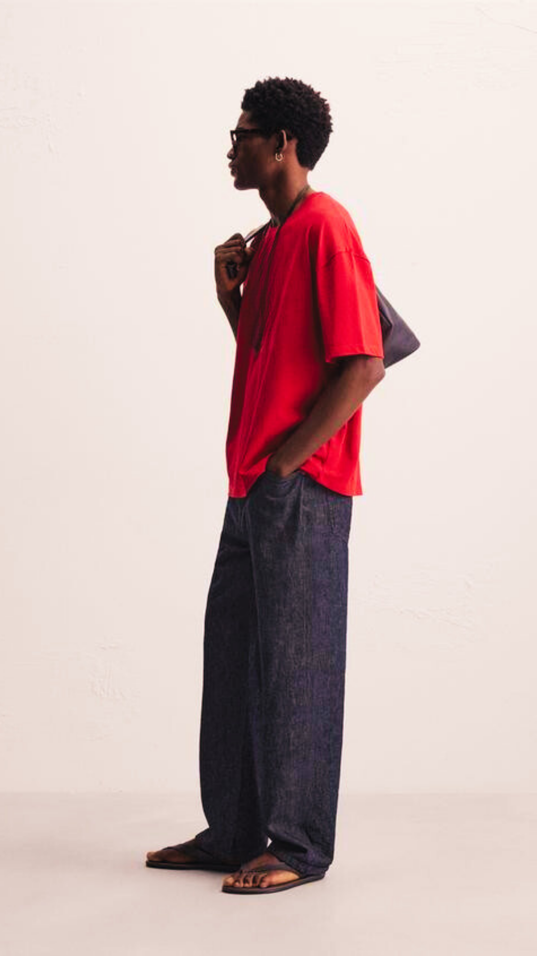 Nirvana red  (Down-shoulder)